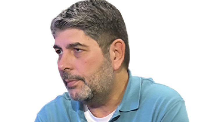 Μανώλης Καλατζής