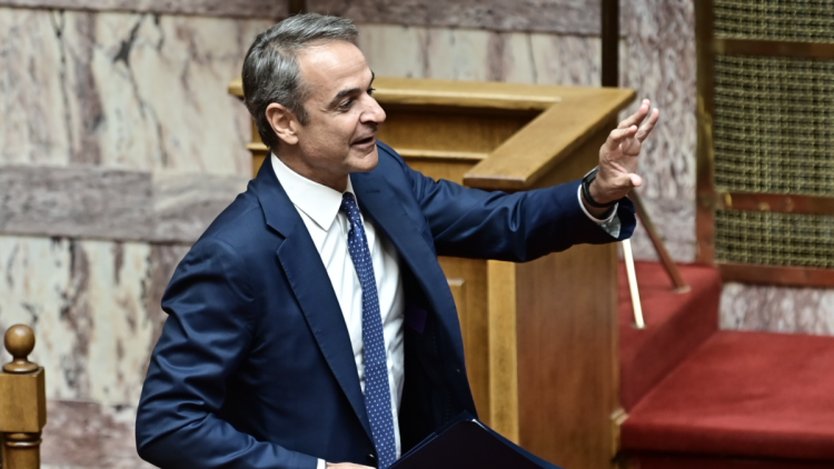 Αποχώρησε ο Μητσοτάκης όταν ανέβηκε ο Ζωή Κωνσταντοπούλου: Με αυτή τη συμπεριφορά, κυρία μου, δεν θα καθίσω να σας ακούσω
