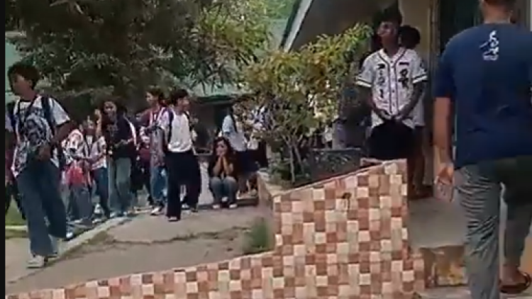 Μαθητής 16 ετών άνοιξε πυρ σε γυμνάσιο στις Φιλιππίνες: Σκότωσε δύο μαθητές πριν αυτοκτονήσει