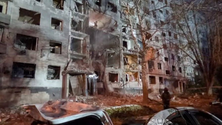 Ρωσική βόμβα προκάλεσε τον τραυματισμό 22 ανθρώπων στο Χάρκοβο της Ουκρανίας