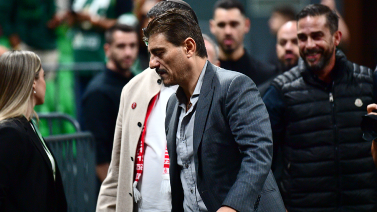 Παναθηναϊκός: Στο T-Center ο Δημήτρης Γιαννακόπουλος μαζί με τον πρόεδρο της Χάποελ