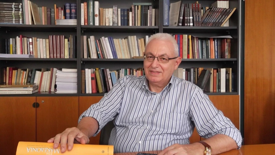 Θεσσαλονίκη: Απαγχονισμένος στο γραφείο του βρέθηκε ο πρόεδρος του Κέντρου Ελληνικής Γλώσσας Ιωάννης Καζάζης