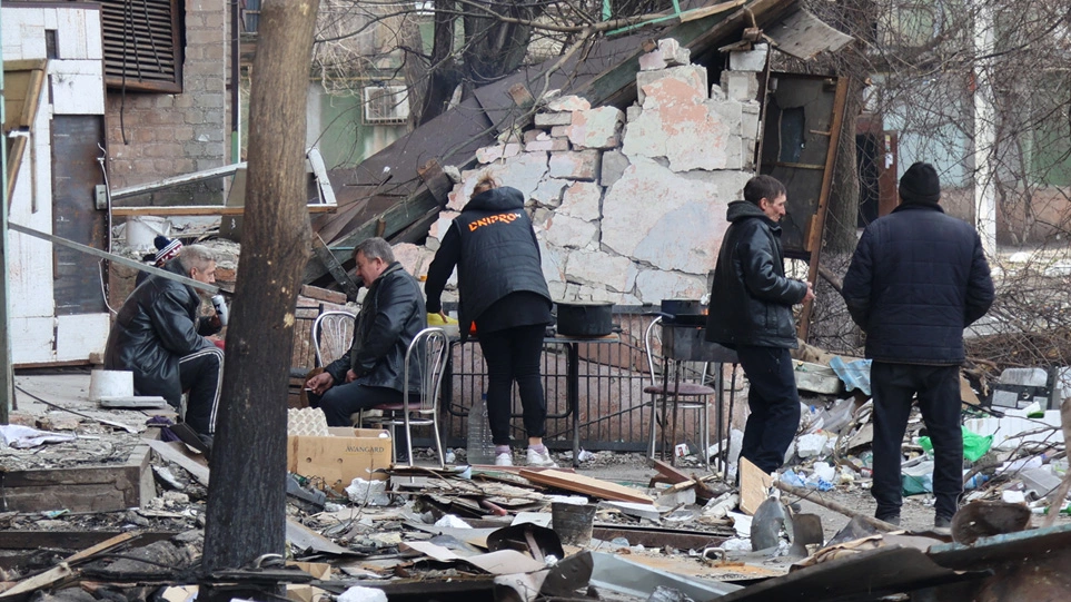 Πόλεμος στην Ουκρανία: Πολίτες στο Χάρκοβο δηλητηρίασαν Ρώσους στρατιώτες – Δύο νεκροί και 28 στην εντατική
