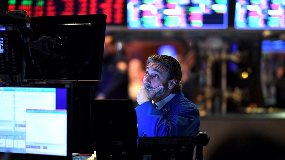«Τρενάκι του τρόμου» η Wall Street, μετά τις ανακοινώσεις για τον πληθωρισμό στις ΗΠΑ