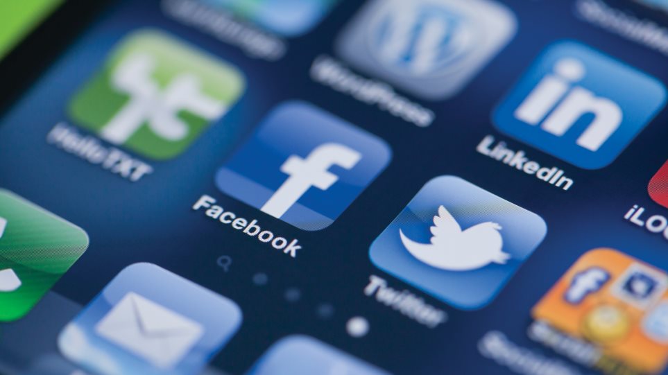 Facebook και Twitter ανακοίνωσαν ποιες χώρες ζητούν στοιχεία για τους