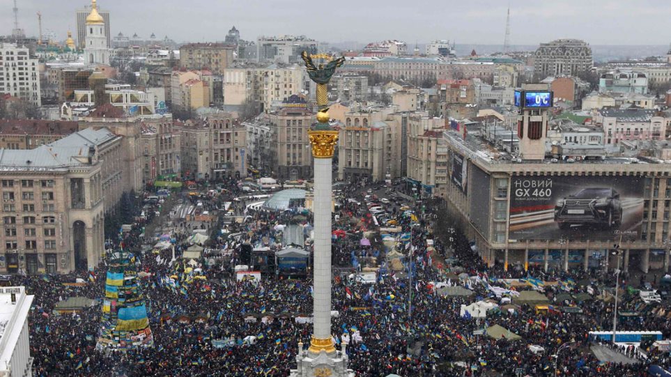 Ουκρανία: Στους δρόμους του Κιέβου 70.000 διαδηλωτές
