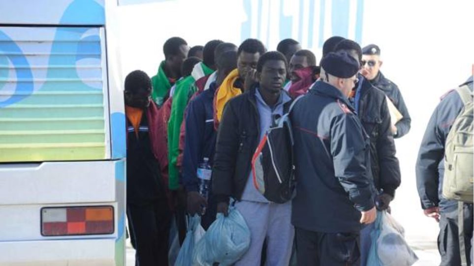 Ιταλία: Πέταξαν στη θάλασσα μετανάστες επειδή ήταν χριστιανοί!