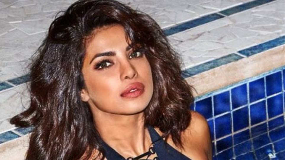 Priyanka Chopra: H Ινδή καλλονή και το μίνι-"σκάνδαλο" με το photoshop