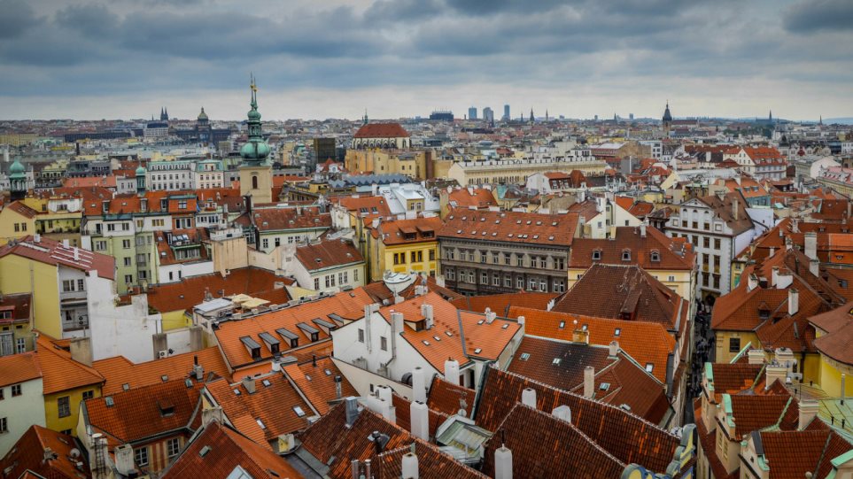 Πράγα: Η «βελούδινη» πρωτεύουσα της Τσεχίας 