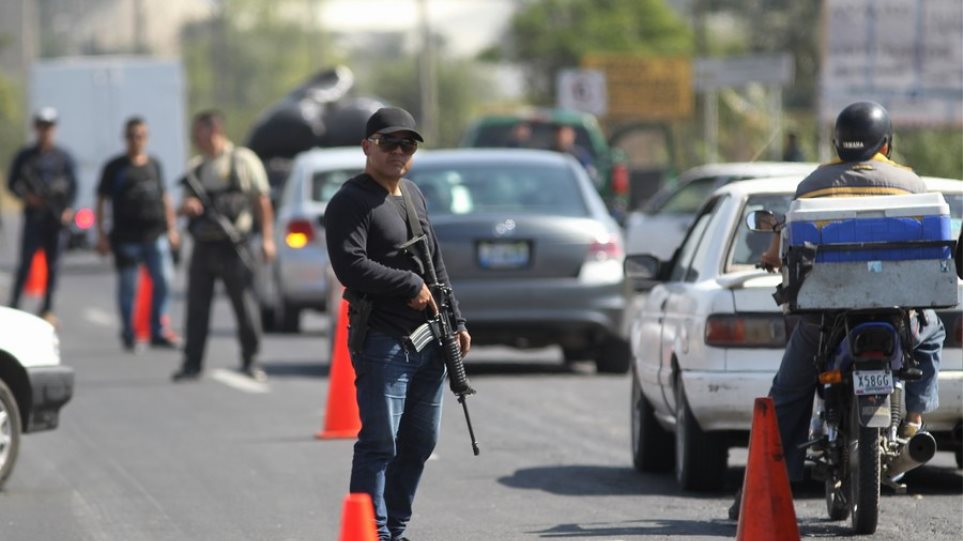 Μεξικό: Βρέθηκαν νεκρές οι έξι γυναίκες που απήχθησαν χθες από ενόπλους Mexico-police