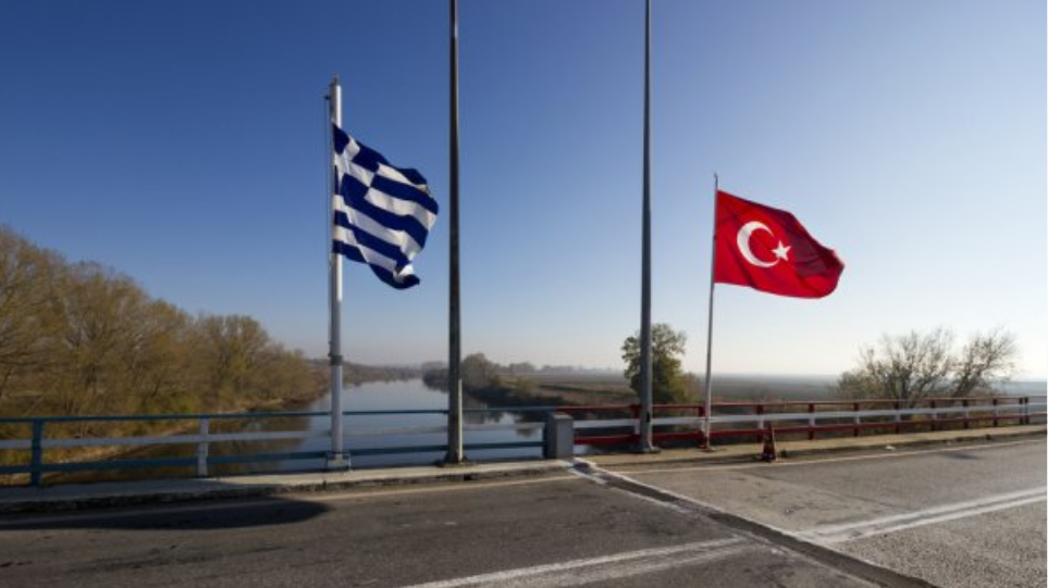 Έβρος: Συνελήφθησαν τέσσερις Τούρκοι δημοσιογράφοι σε Ελληνικό έδαφος