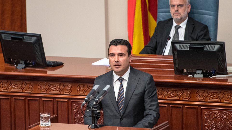 zaev_main01