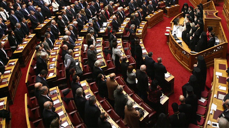 Σήμερα ορκίζεται η νέα Βουλή: Τα «πρωτάκια», οι χωροταξικές αλλαγές και η σύνθεση του προεδρείου