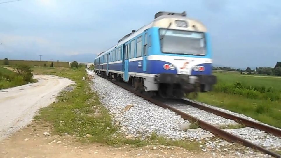 Τρένο συγκρούστηκε με αυτοκίνητο στη Φλώρινα Tr54