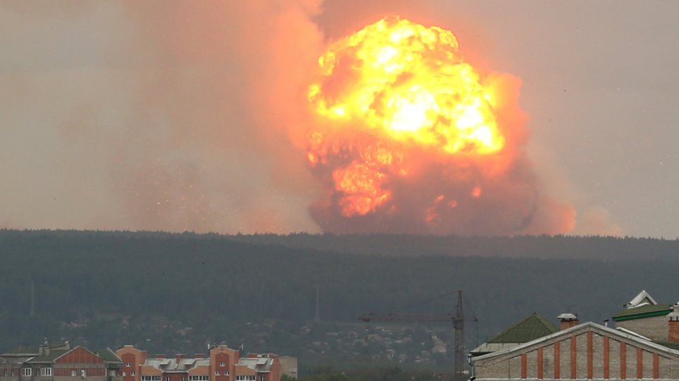 Φόβοι για «νέο Τσερνόμπιλ» σε δυο πόλεις της Ρωσίας μετά την έκρηξη σε ναυτική βάση Rosia_ekrixi