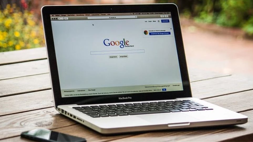 H Google θα επιβάλλει περιορισμούς για τις πολιτικές διαφημίσεις σε όλο τον κόσμο