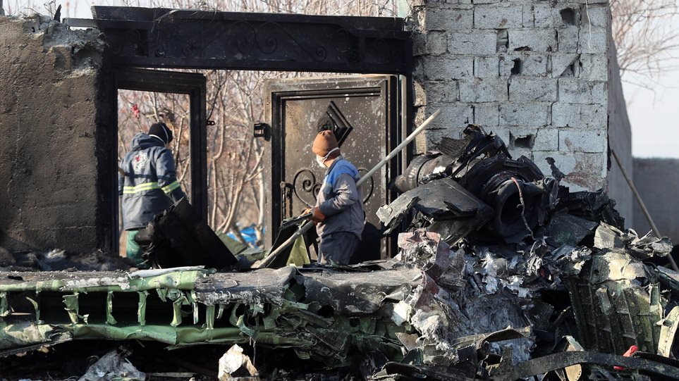 Τραγωδία με συντριβή Boeing 737 στο Ιράν: Καμία αναφορά σε μηχανική βλάβη από τους Ουκρανούς
