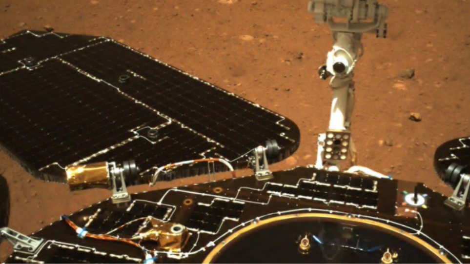 Το κινεζικό ρόβερ κινήθηκε για πρώτη φορά πάνω στην επιφάνεια του πλανήτη Άρη