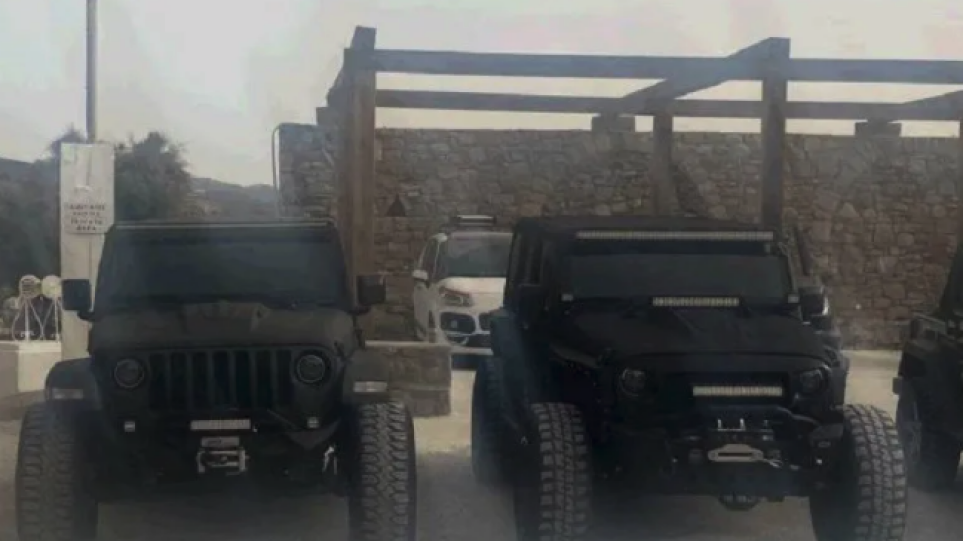 Επικίνδυνα θηριώδη Jeep κυκλοφορούν παράνομα στη Μύκονο
