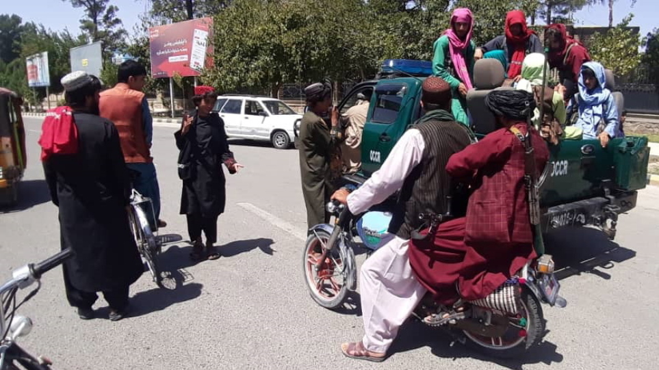 ΟΗΕ για Αφγανιστάν: «Αφάνταστη τραγωδία» - Σχεδόν 241.000 άνθρωποι τράπηκαν  ήδη σε φυγή