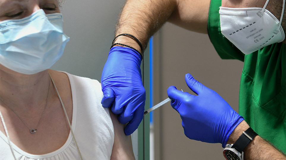 Πλεύρης: Έρχεται ειδικός νόμος για «μαϊμού» εμβολιασμούς – Δεκάδες οι ψευδείς  βεβαιώσεις στην Καρδίτσα