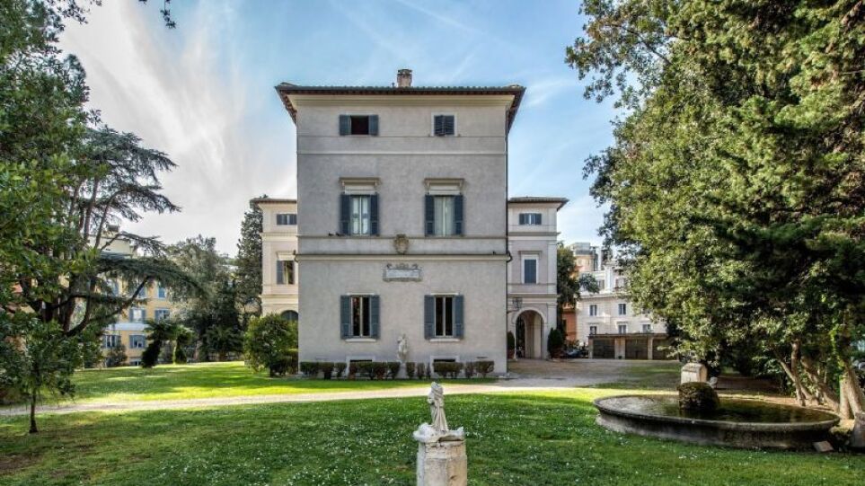 italy-rome-caravaggio-villa-for-sale-2