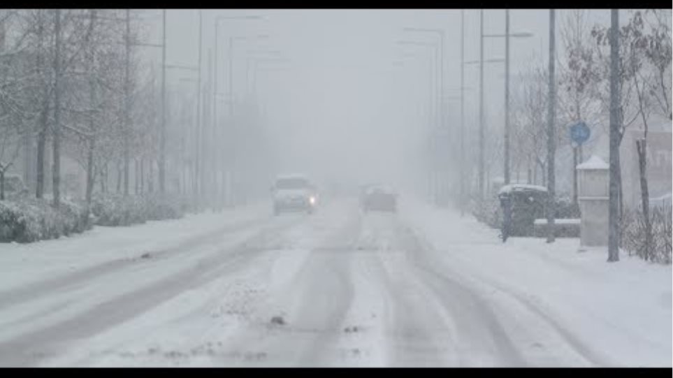 Τρίκαλα απίστευτα πυκνή σφοδρή χιονόπτωση πεδινά διαμερίσματα χωριά 30 πόντους Τετάρτη  9 1 2019