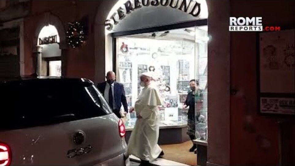 Pope Francis visits record store