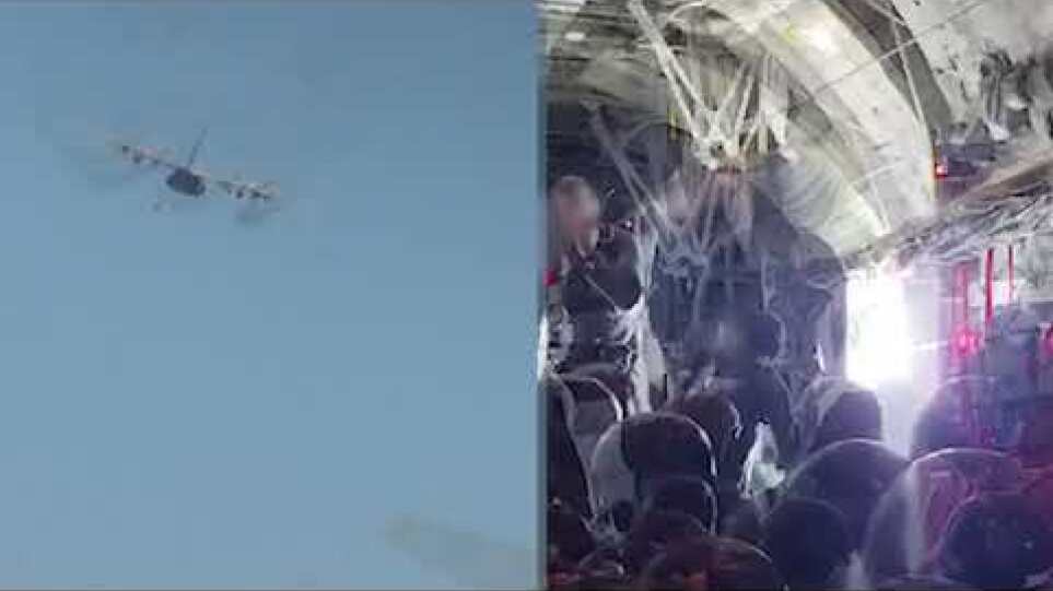 Παραλίγο τραγωδία σε άσκηση με C-130 - Αλεξιπτωτιστής έμεινε κρεμασμένος στον αέρα έξω