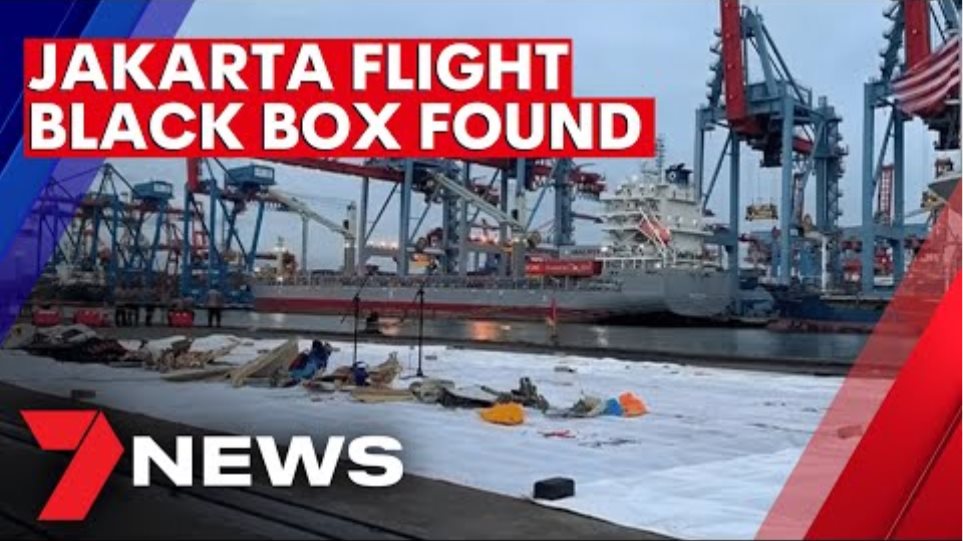 Wreckage and black boxes found in search for Indonesian plane | 7NEWS