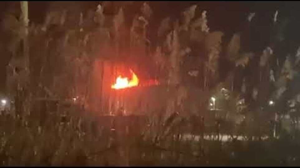 Βίντεο από την πυρκαγιά στα Πετρέλαια