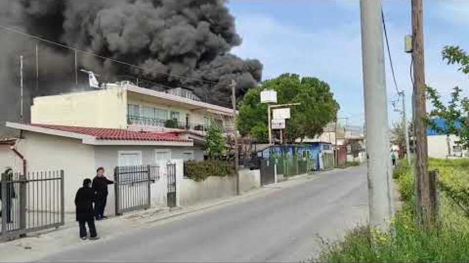 Συναγερμός στην Πυροσβεστική: Φωτιά στις Αχαρνές