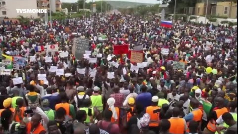 Mali : "meeting de la victoire" du M5-RFP à Bamako