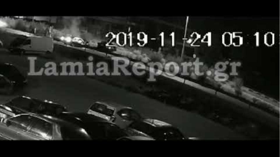 LamiaReport.gr: Η στιγμή του τραγικού δυστυχήματος στην είσοδο της Λαμίας