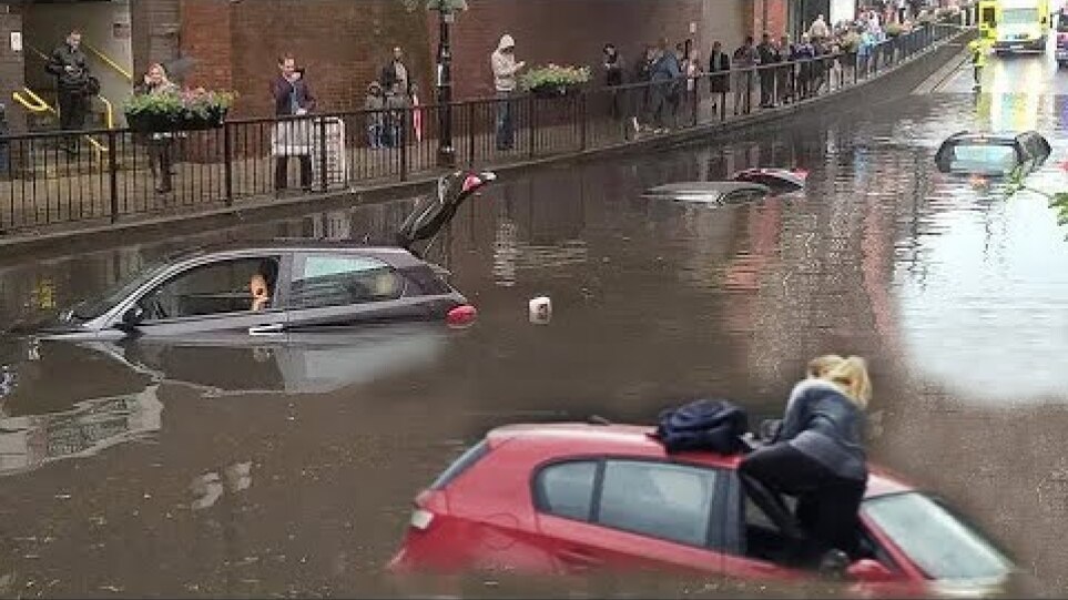 Το Λονδίνο πλημμύρισε!