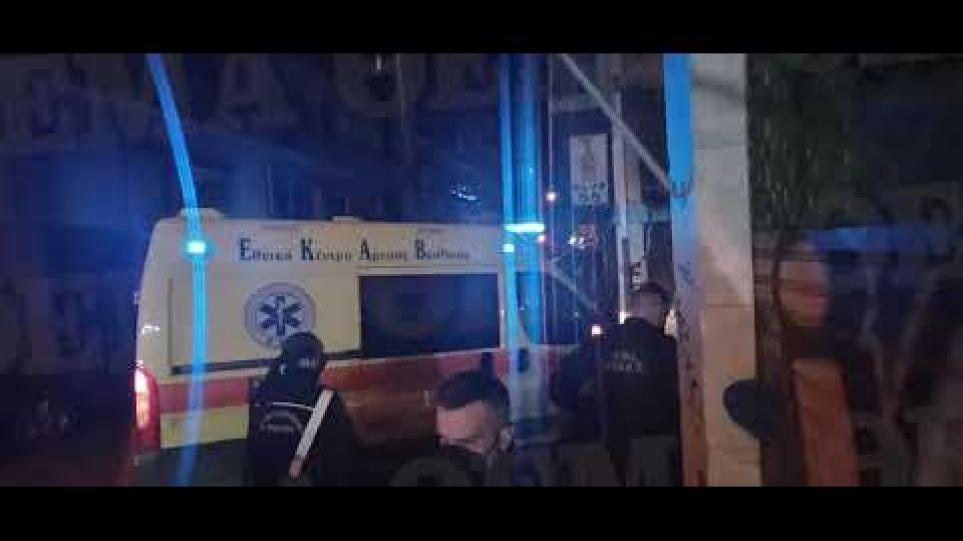 Αίσιο τέλος στο περιστατικό ομηρίας στο κέντρο της Αθήνας – Συνελήφθη ο δράστης (1)