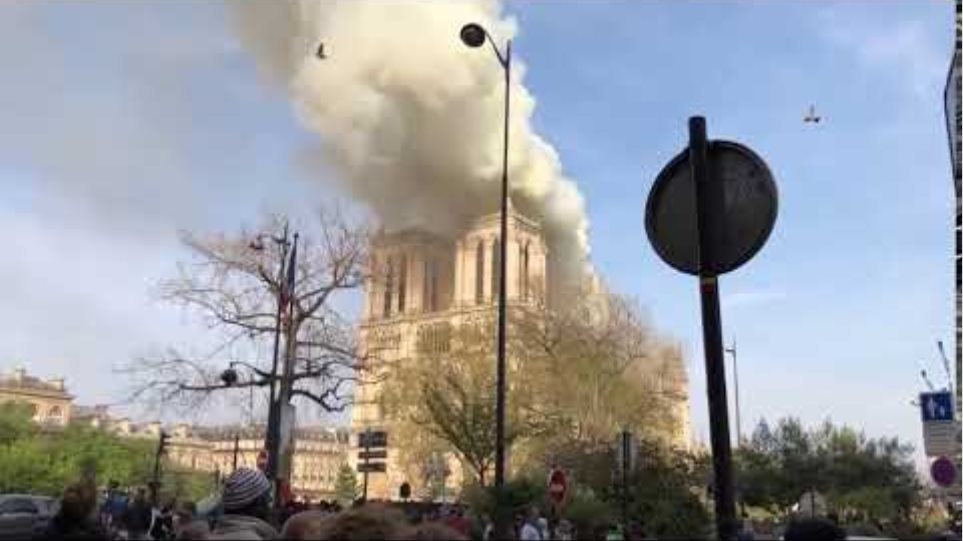 Cathedral Notre-Dame Burns