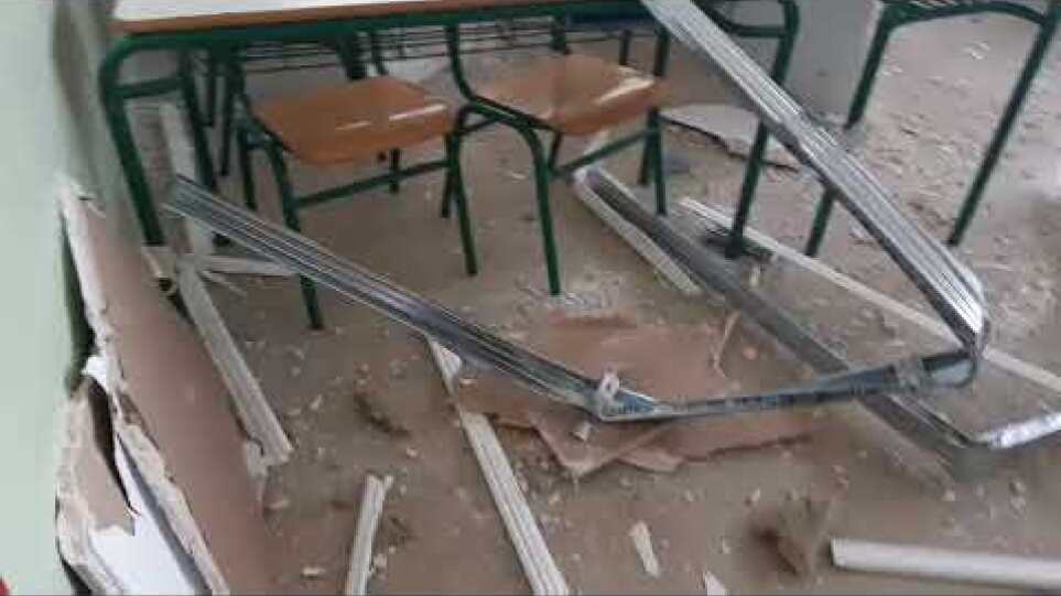 Έπεσε οροφή σε αίθουσα δημοτικού σχολείου στη Θεσσαλονίκη 4/11/2021