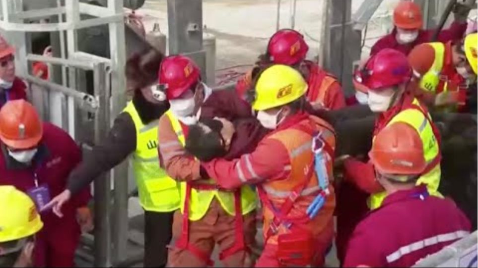 11 miners rescued after 14 days trapped underground in E China