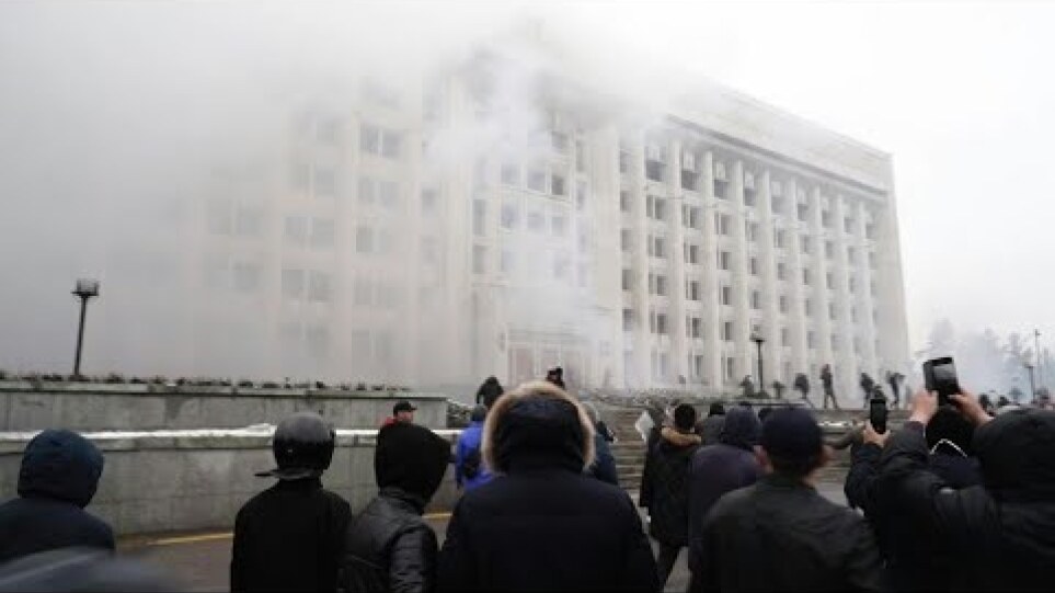 Almaty city hall stormed as Kazakhstan protests spin out of control | AFP
