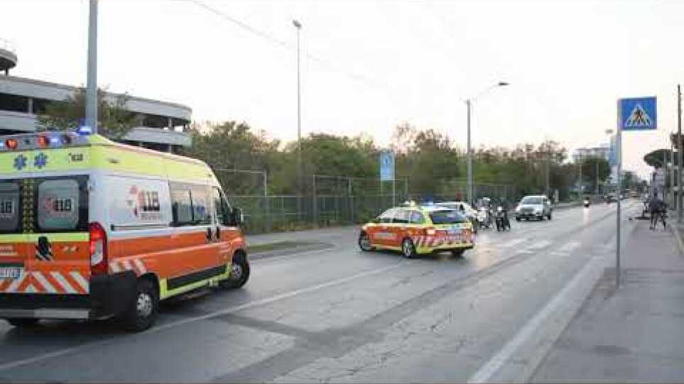 Miramare di Rimini, accoltellate due donne controllori sul bus, ferito anche un bimbo