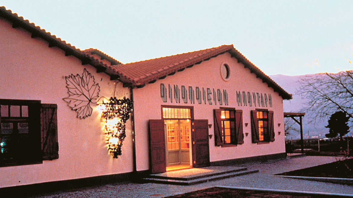 Γιάννης Μπουτάρης 1942-2024: Η ιστορία ενός επίμονου αμπελουργού