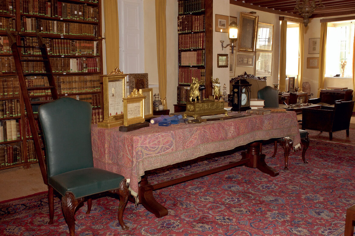 Διονύσης και Ντομινίκ Ρώμα: Ευγενείς και ήρωες στο αρχοντικό της Επανάστασης