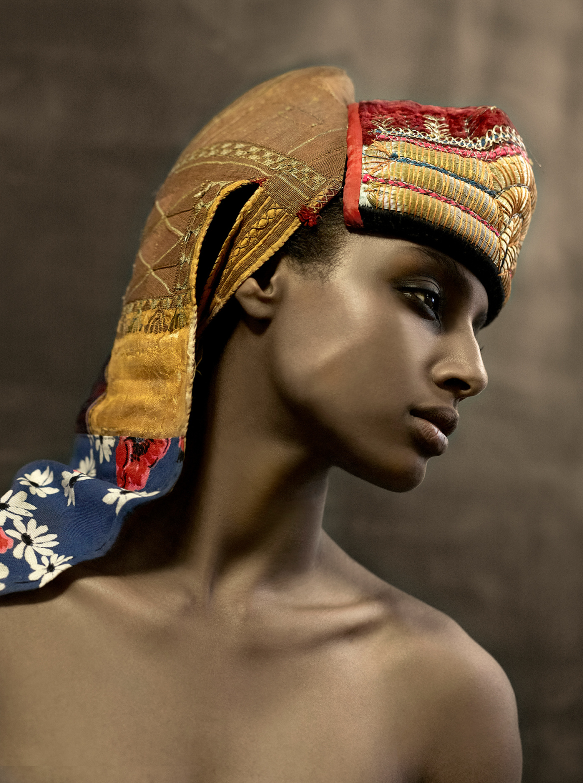 Βαγγέλης Κύρης: Τα πορτρέτα ενός έθνους