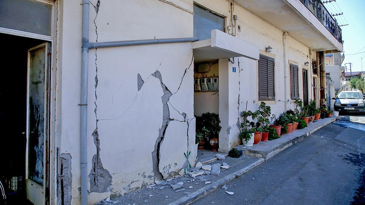 O Ευθύμης Λέκκας στον Δανίκα - Θα ανησυχήσω αν γίνει σεισμός στην Κωνσταντινούπολη