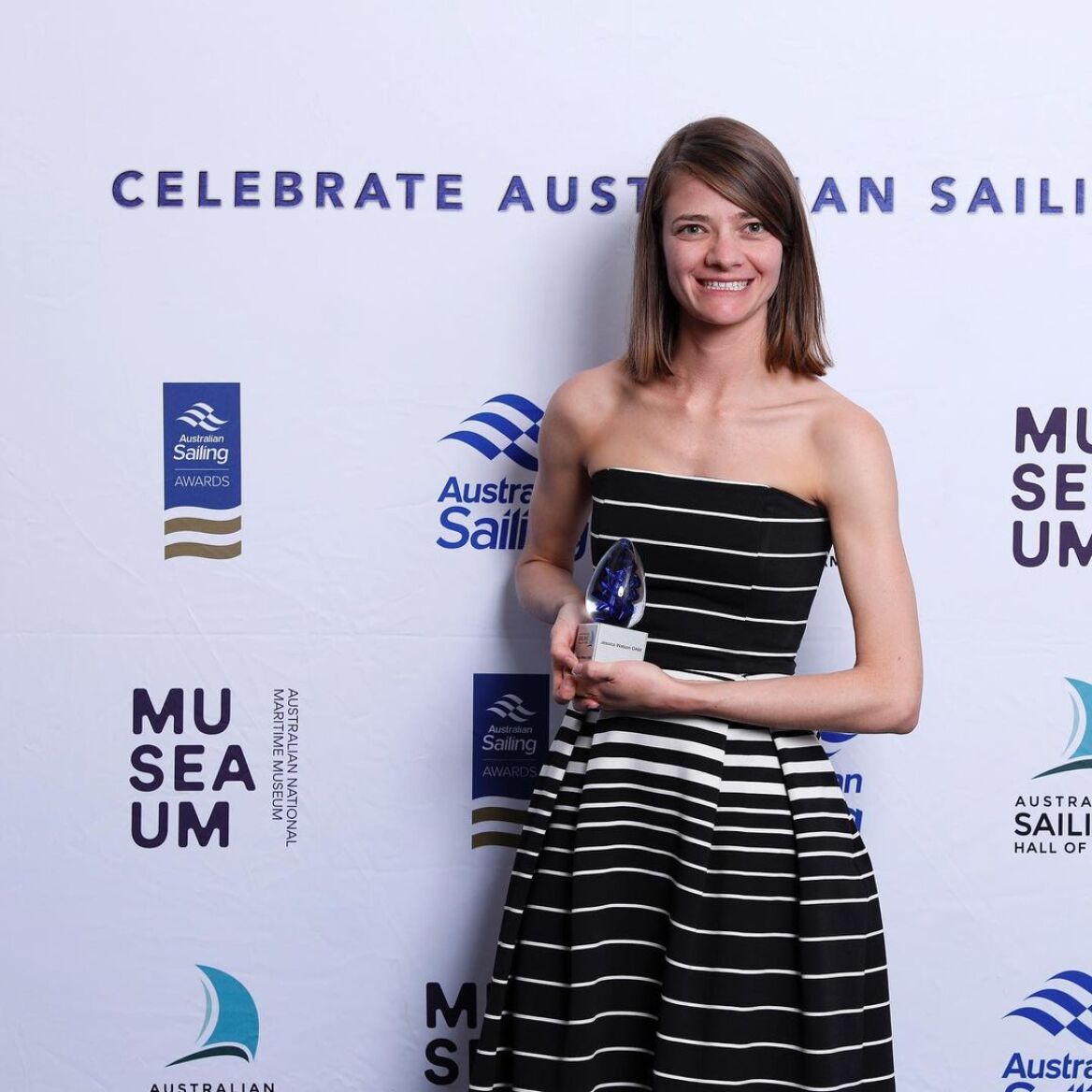 Τζέσικα Γουάτσον: Η συγκλονιστική ιστορία της 16χρονης που ταξίδεψε μόνη της με ιστιοφόρο σε όλο τον κόσμο