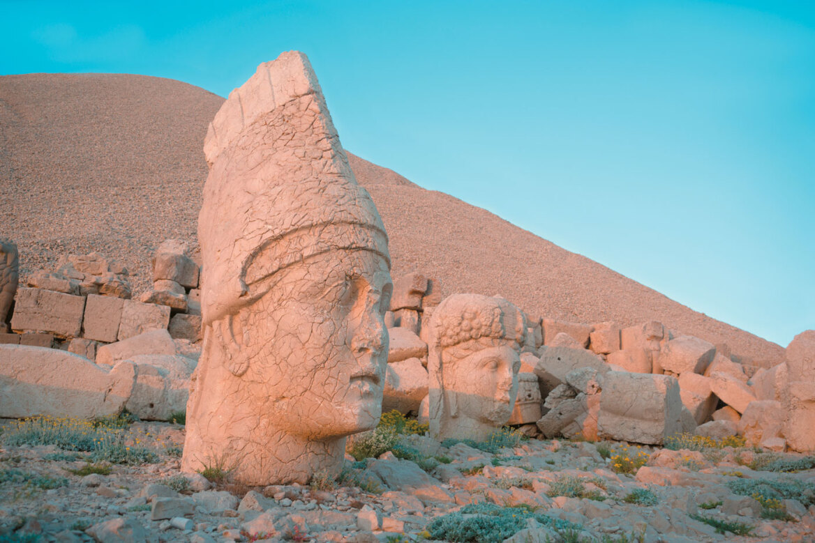 Τι απέγιναν τα αρχαία της Κομμαγηνής: Χαμένα κέντρα του αιώνιου Ελληνισμού χτυπήθηκαν από τους σεισμούς