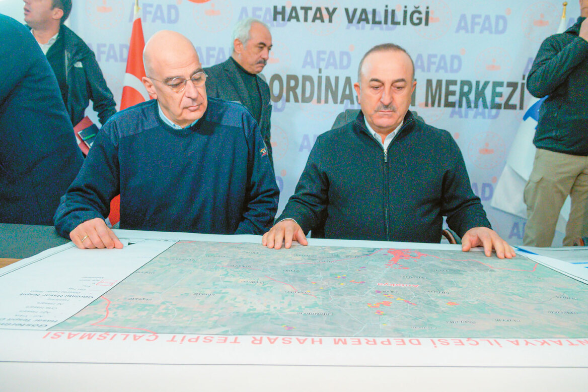 «Δίαυλος εγκάρδιας συνεννόησης» Αθήνας και Άγκυρας μετά τους σεισμούς - Πώς αλλάζει το κλίμα