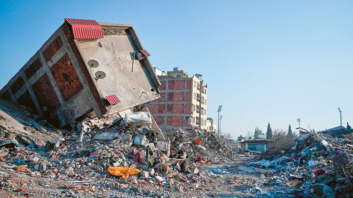 O Ευθύμης Λέκκας στον Δανίκα - Θα ανησυχήσω αν γίνει σεισμός στην Κωνσταντινούπολη