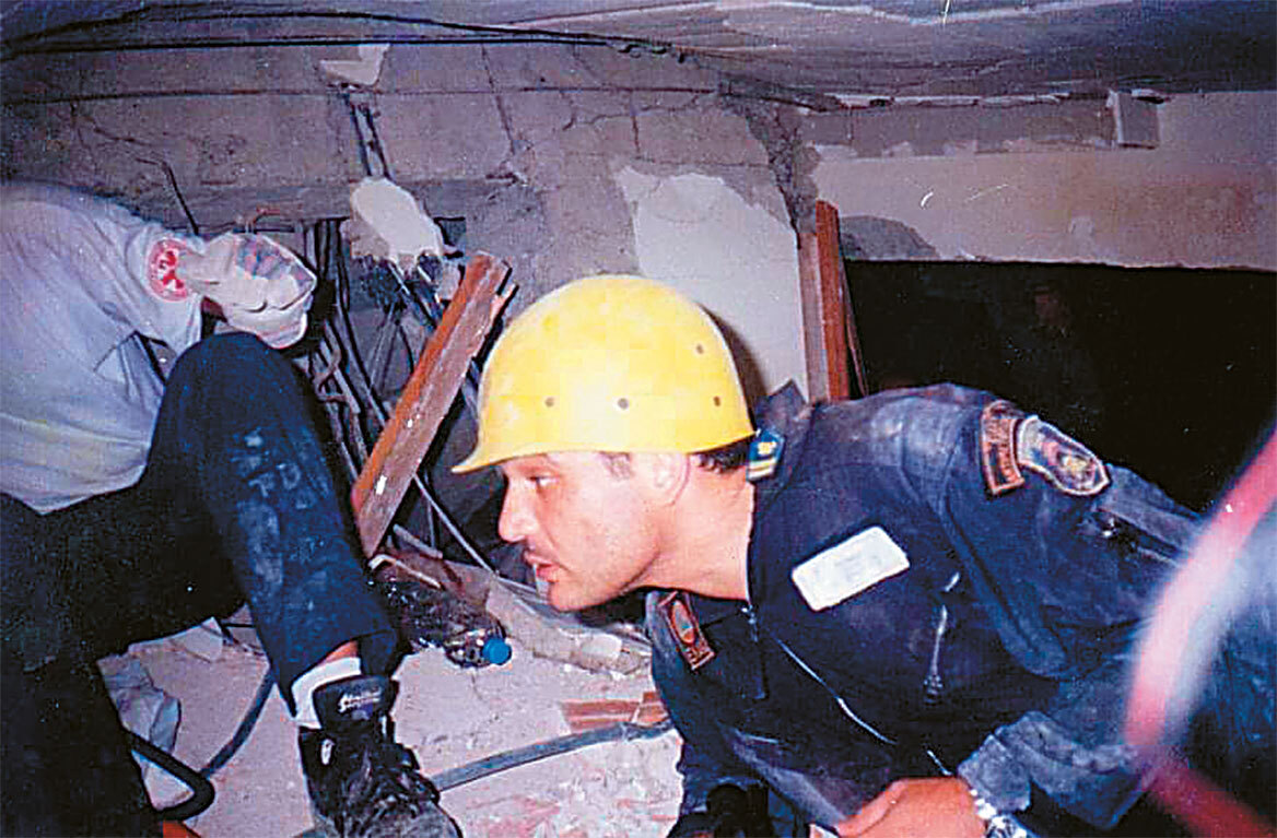 Ο βετεράνος διασώστης, γιος του θρυλικού ποδοσφαιριστή Μπάμπη Κοτρίδη που «άγγιξε» τη Μαντόνα